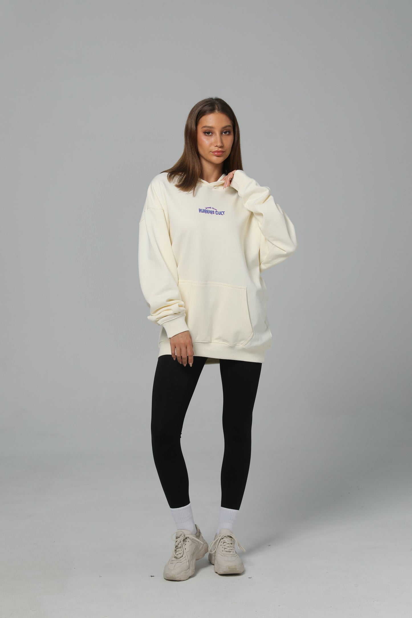 POST LONG RUN HOODIE - CREAM