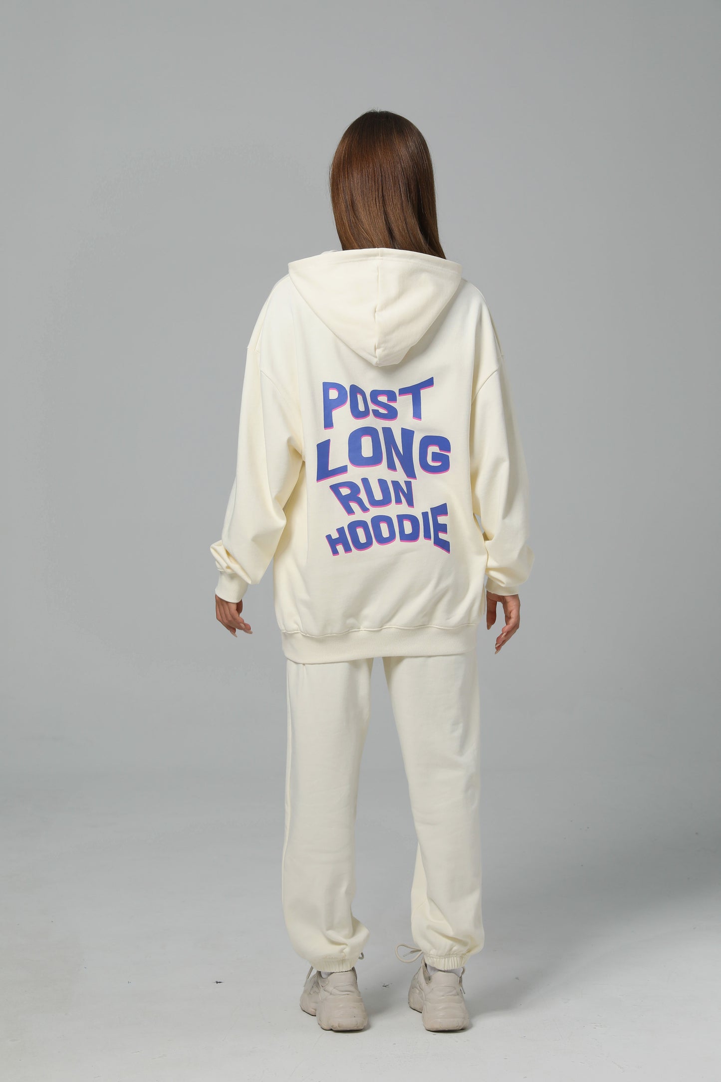 POST LONG RUN HOODIE - CREAM